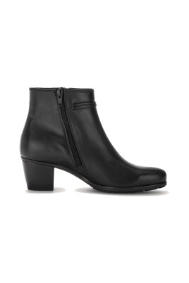 bottines-noires-en-cuir-pour-femmes