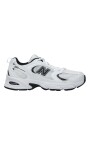lav-top-sneaker-i-trendy-stil