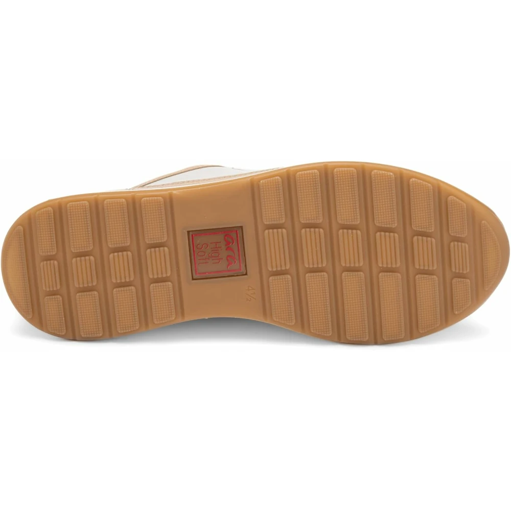 ara Osaka Sneaker