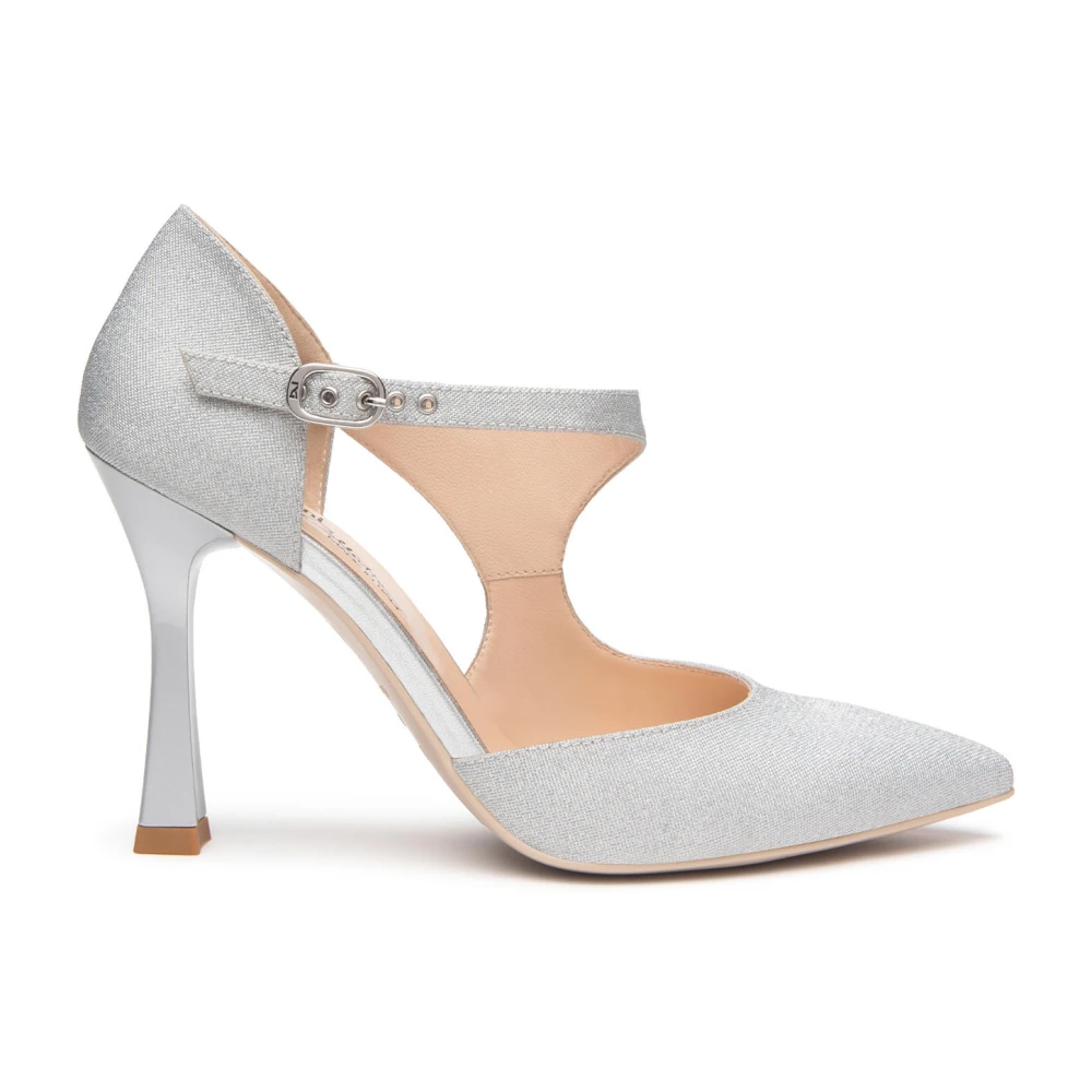 Shoes > Heels > Pumps - - Nerogiardini - Modalova