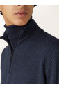 pull-en-cachemire-bleu-avec-fermeture-eclair