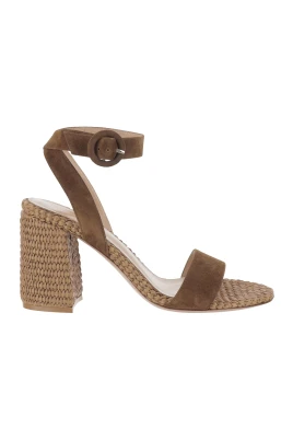 Sandaler i mocka och raffia