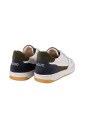 sneakers-en-daim-elegants