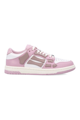 sneakers-roses-avec-details-perfores