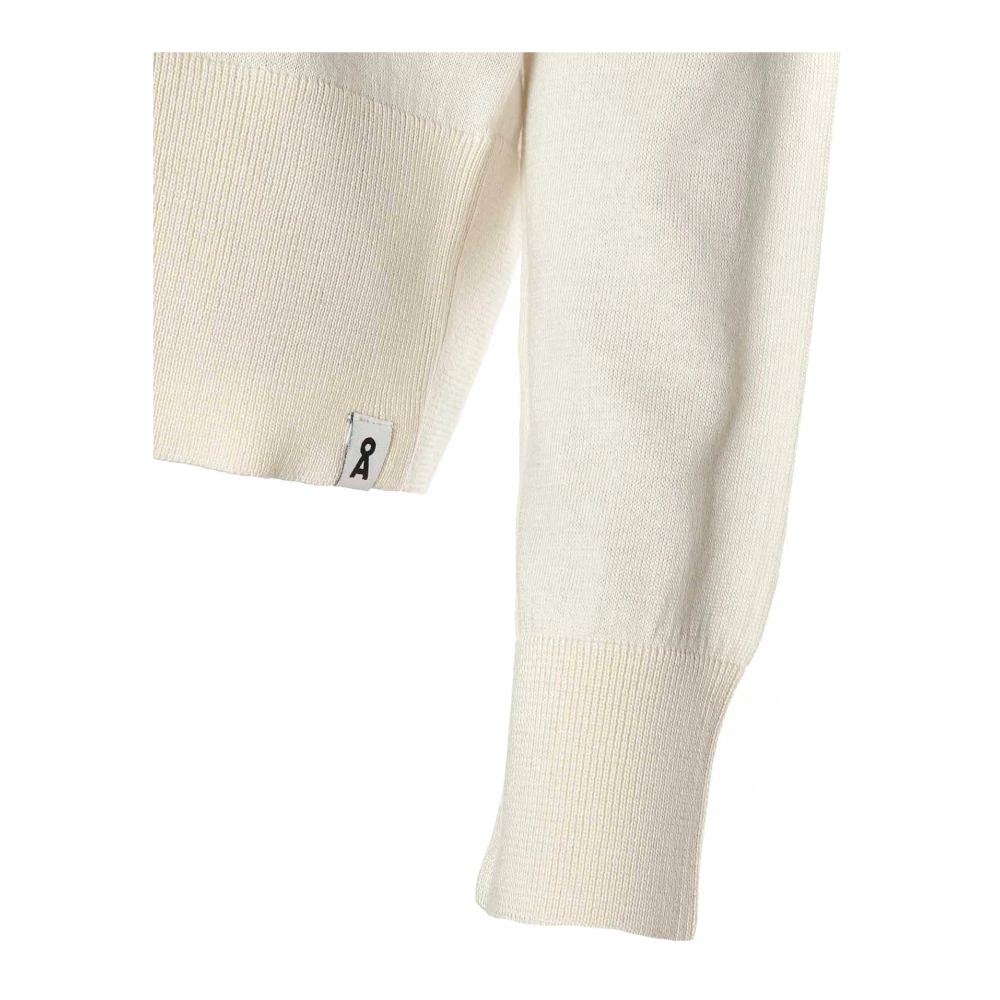 ARMEDANGELS V-hals Cardigan met Oversized Schouders White Dames