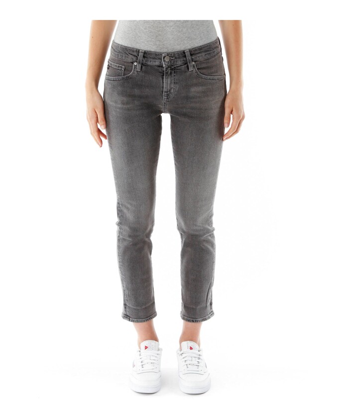 cropped-jeans