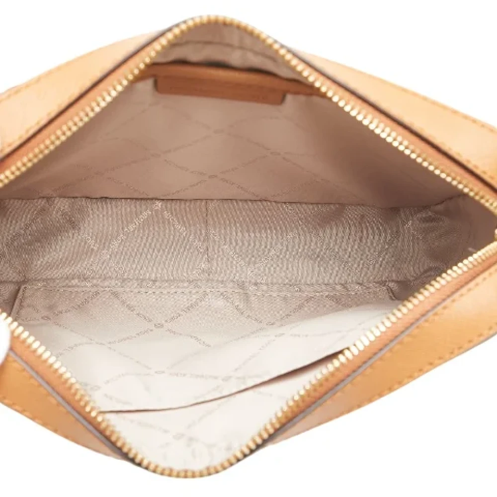 Michael Kors Pre-owned Canvas shoulder-bags Brown Dames