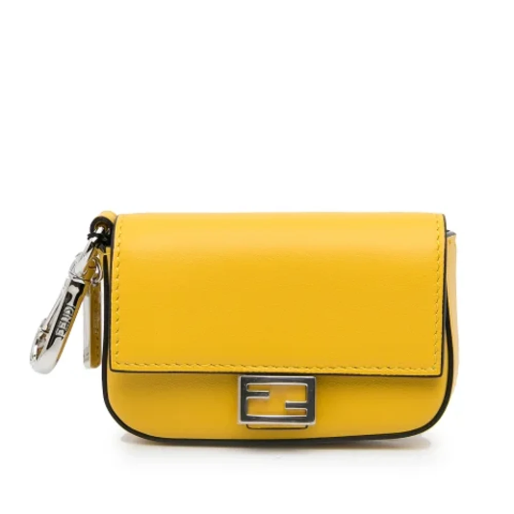 Fendi Vintage Pre-owned Leather shoulder-bags Yellow Dames