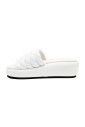 sandalen-en-slippers-wit