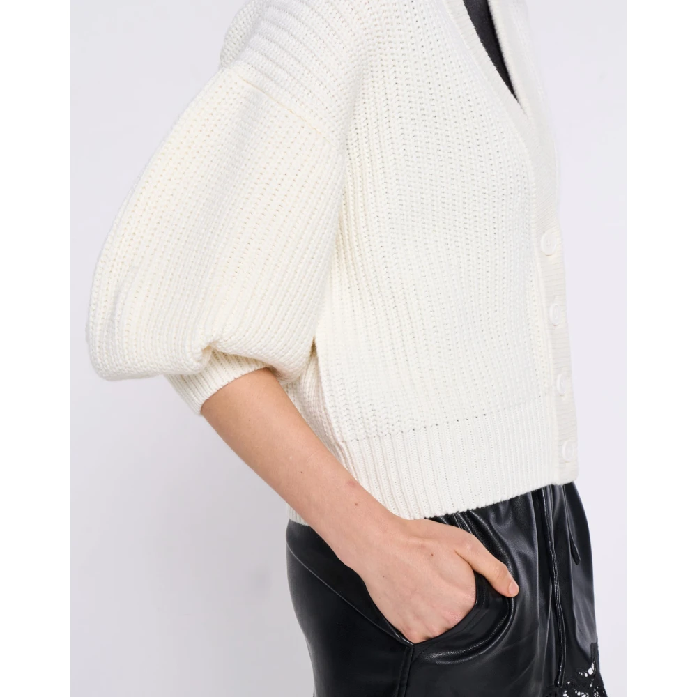 Silvian Heach V-hals Knoop-Up Cardigan met Wijde Mouwen White Dames