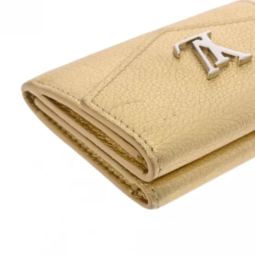 Louis Vuitton Vintage Pre-owned Leather wallets Yellow Dames