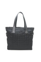 pre-owned-nylon-sacs-chanel