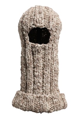beige-uldstrik-balaclava-hat