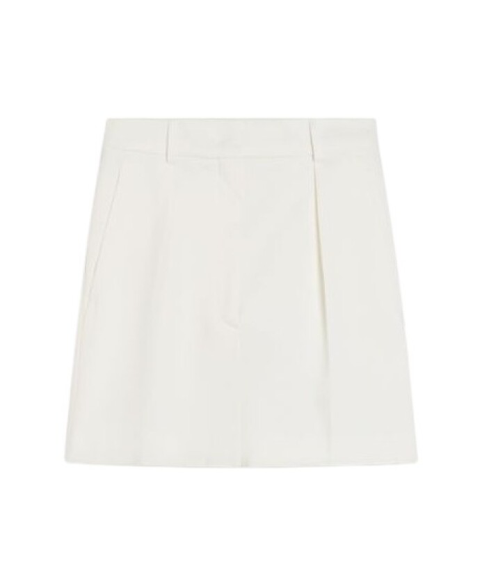 shorts-blancs-en-gabardine-stretch