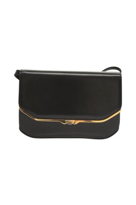 pre-owned-leather-crossbody-bags