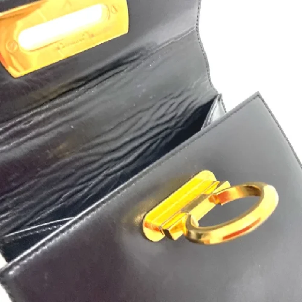 Salvatore Ferragamo Pre-owned Leather handbags Black Dames