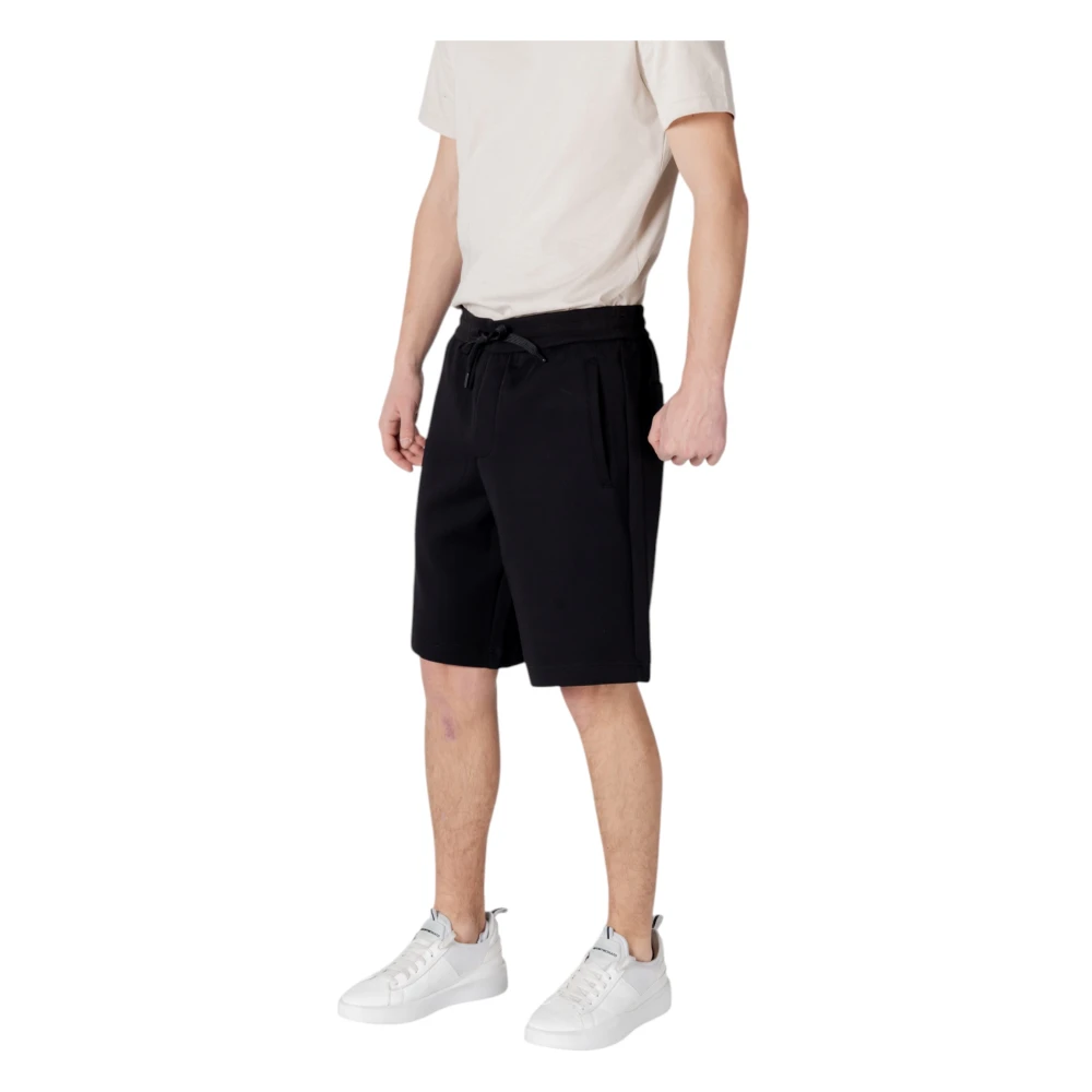 Armani Exchange Zwarte shorts met vetersluiting en zakken Black Heren