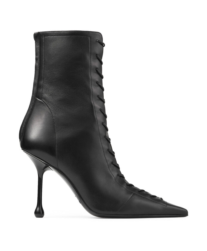 bottines-noires-a-talons-pour-femmes