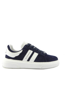 sporty-sneakers