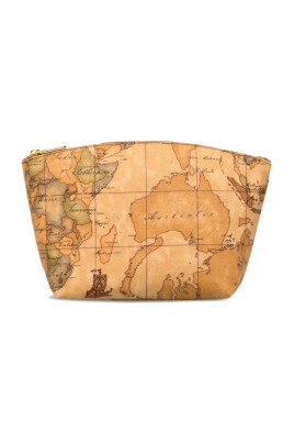 brown-clutches-by-alviero-martini