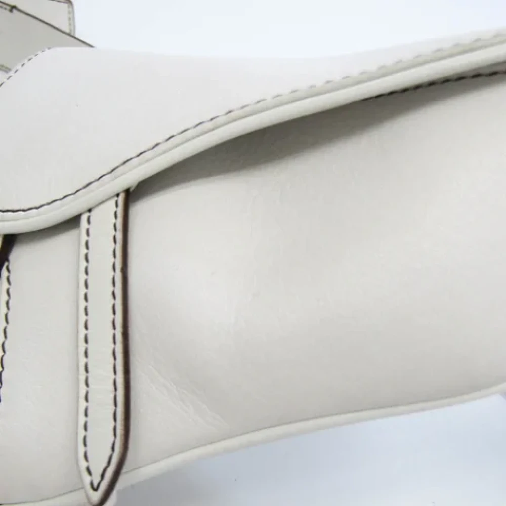 Dior Vintage Pre-owned Leather clutches White Dames
