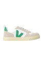 white-emerald-casual-sneakers
