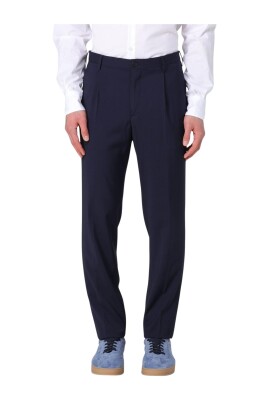 beige-mens-pants-classic-style