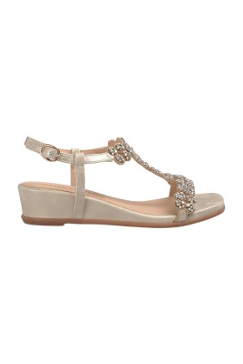 wedge-sandal-jewel-details