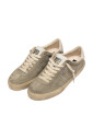 sneakers-italiennes-en-daim-avec-details-logo