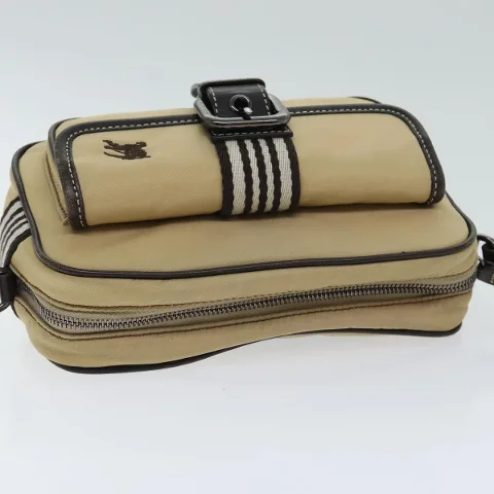 Burberry Vintage Pre-owned Nylon shoulder-bags Beige Dames