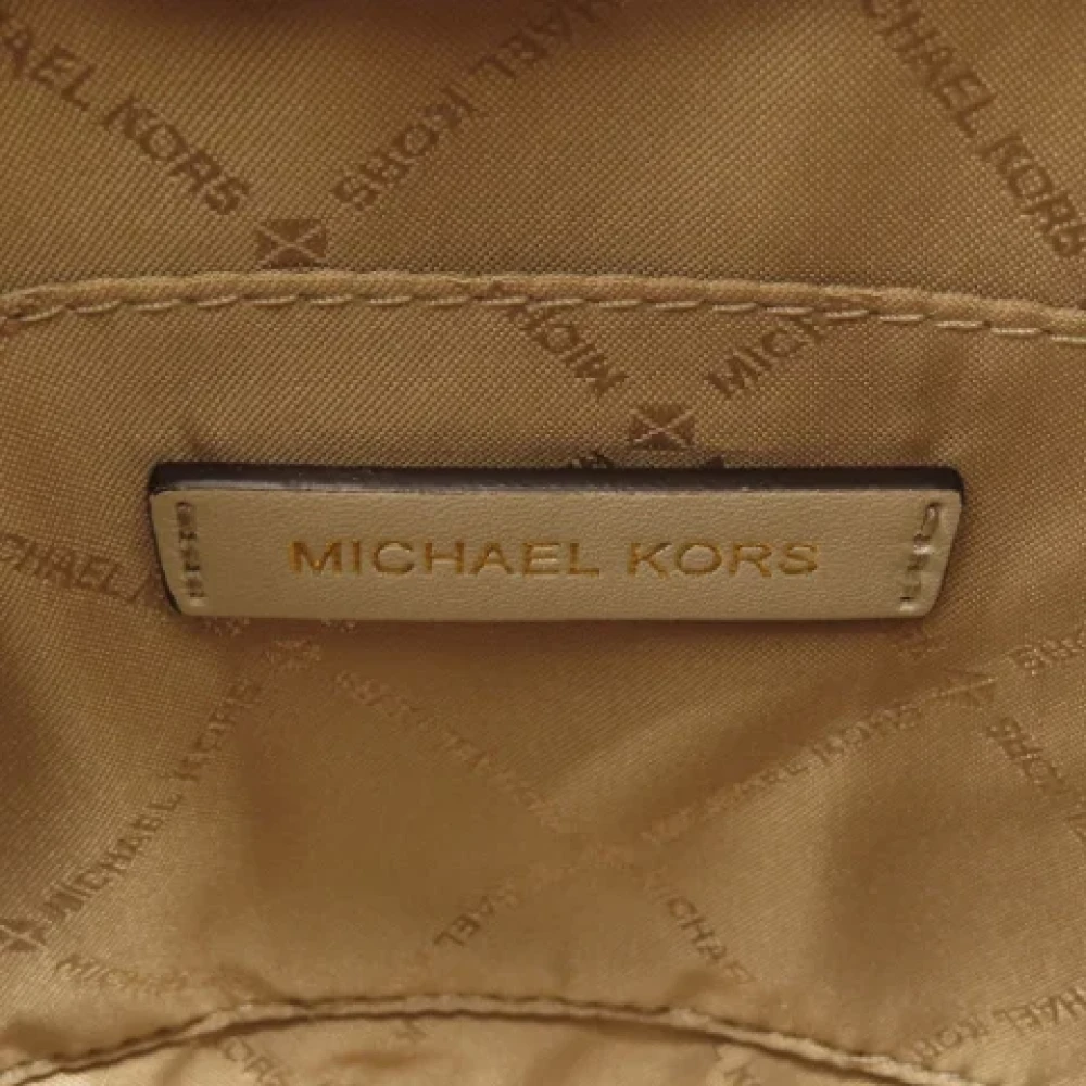 Michael Kors Pre-owned Leather handbags Beige Dames