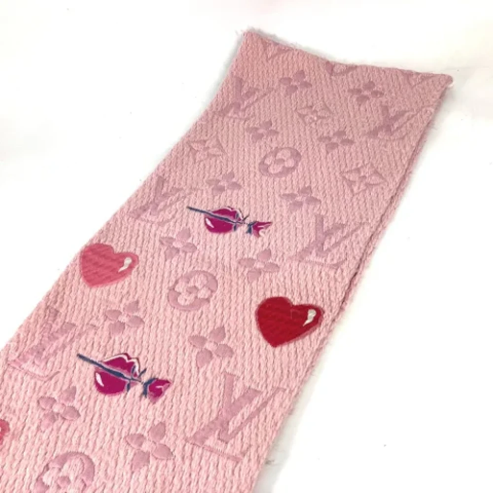 Louis Vuitton Vintage Pre-owned Wool scarves Pink Dames