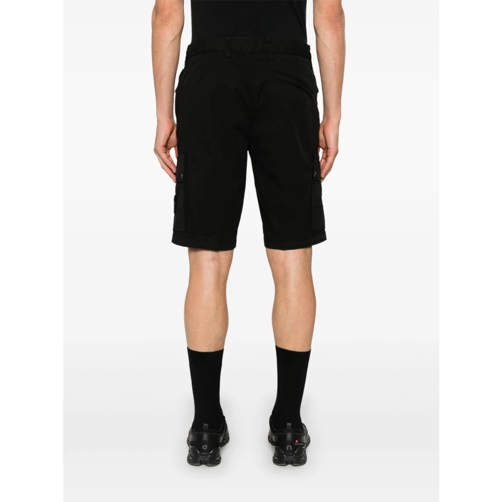 Stone Island Zwarte Cargo Bermuda Shorts met Badge Black Heren