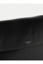 pochette-en-cuir-noir