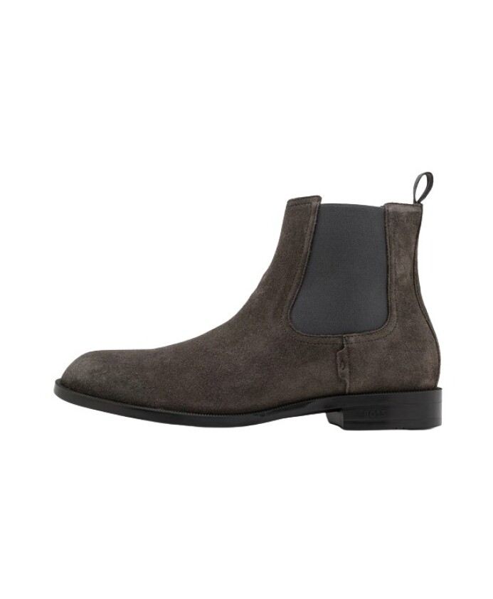 bottines-plates-en-daim-a-bout-rond