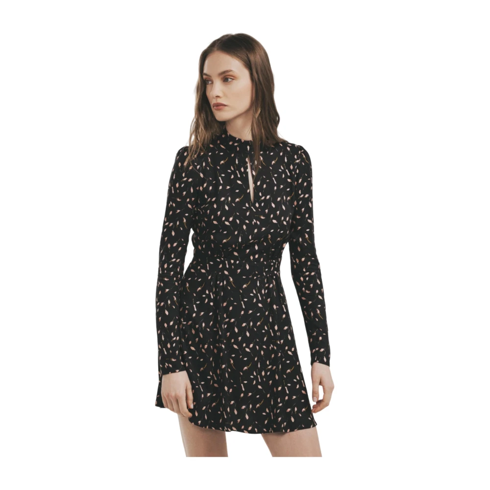 Mar De Margaritas Bloemige Dolcevita Jurk in Crêpe Black Dames