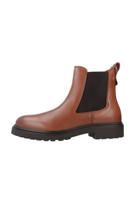 Leather Cleated Chelsea