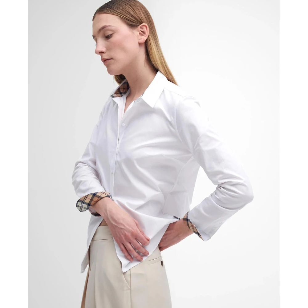Barbour Elegante Oxford Katoenen Overhemd met Vrouwelijke Details White Dames