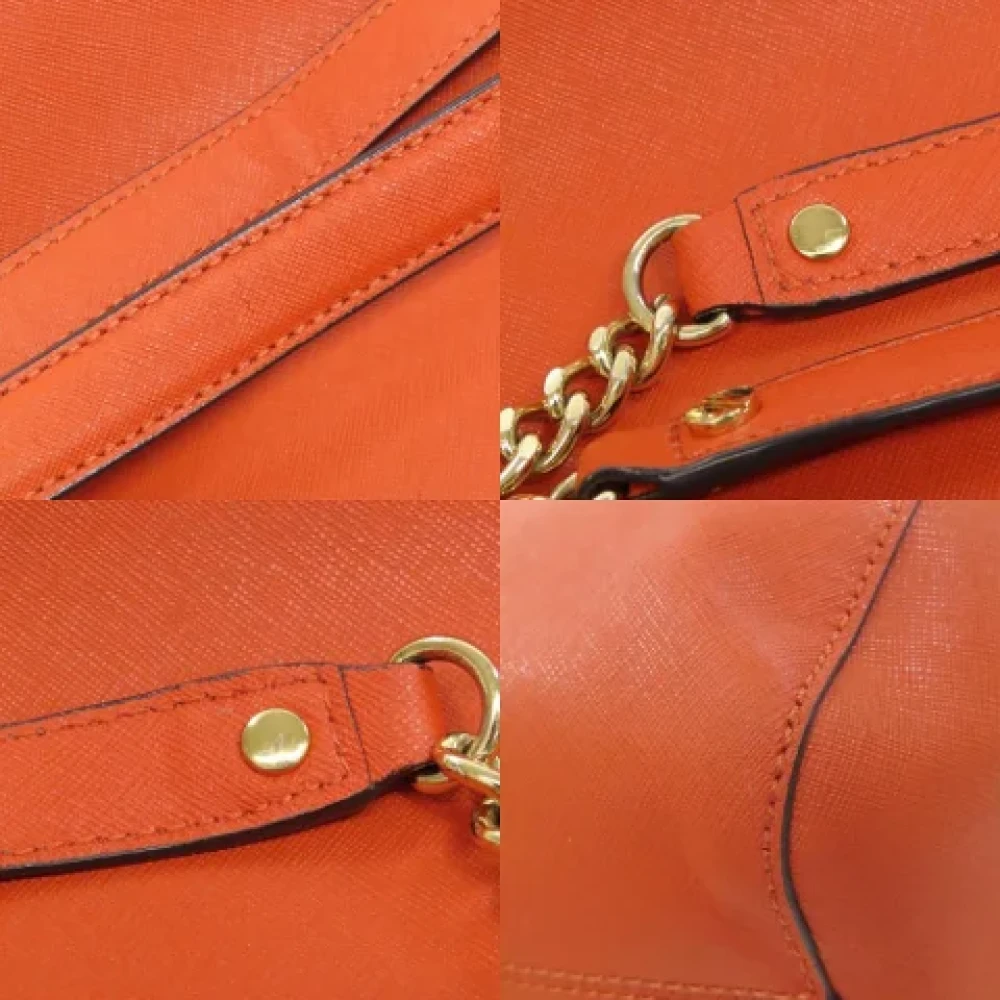 Michael Kors Pre-owned Plastic shoulder-bags Orange Dames