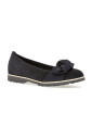 ballerines-en-daim-noir-a-lacets