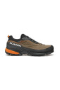 bruine-sneakers-met-gore-tex-membraan