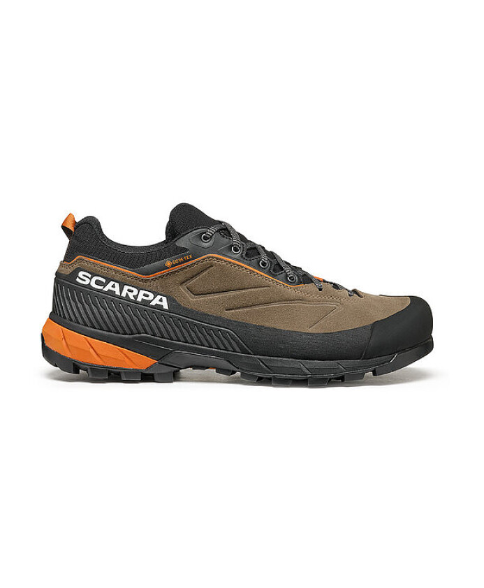 bruine-sneakers-met-gore-tex-membraan