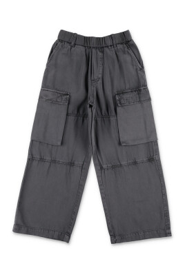 black-cargo-pants-aw24-stylish-trendy