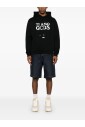 sweat-a-capuche-noir-pour-un-look-elegant