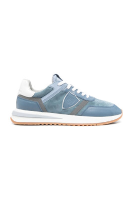 baskets-en-daim-bleu-gris-a-lacets