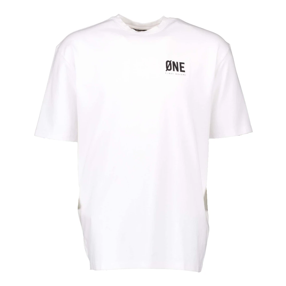 One First Movers t-shirts wit White Heren
