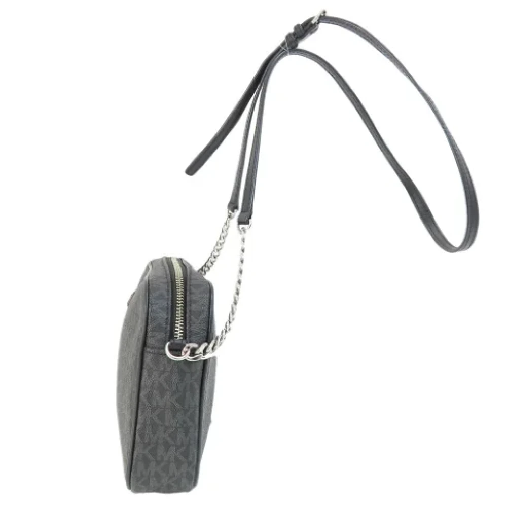 Michael Kors Pre-owned Canvas shoulder-bags Black Dames