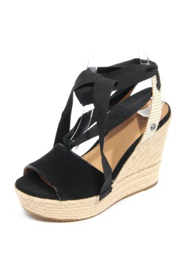 black-shiloh-wedge-sandal