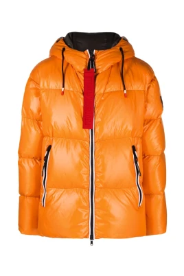 Morotsorange vadderad jacka med högblank finish