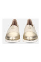 sneakers-beige-faites-a-la-main-pour-un-usage-quotidien